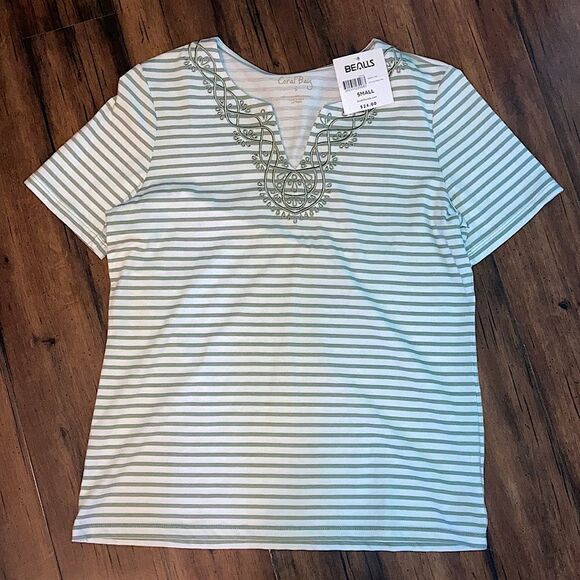 NWT Coral Bay Green and White Striped Embroidered Short Sleeve Blouse - Picture 2 of 4